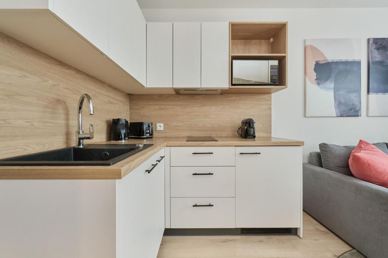 Wroclavia Apartments Dyrekcyjna By Noclegi Renters Wrocław Kültér fotó