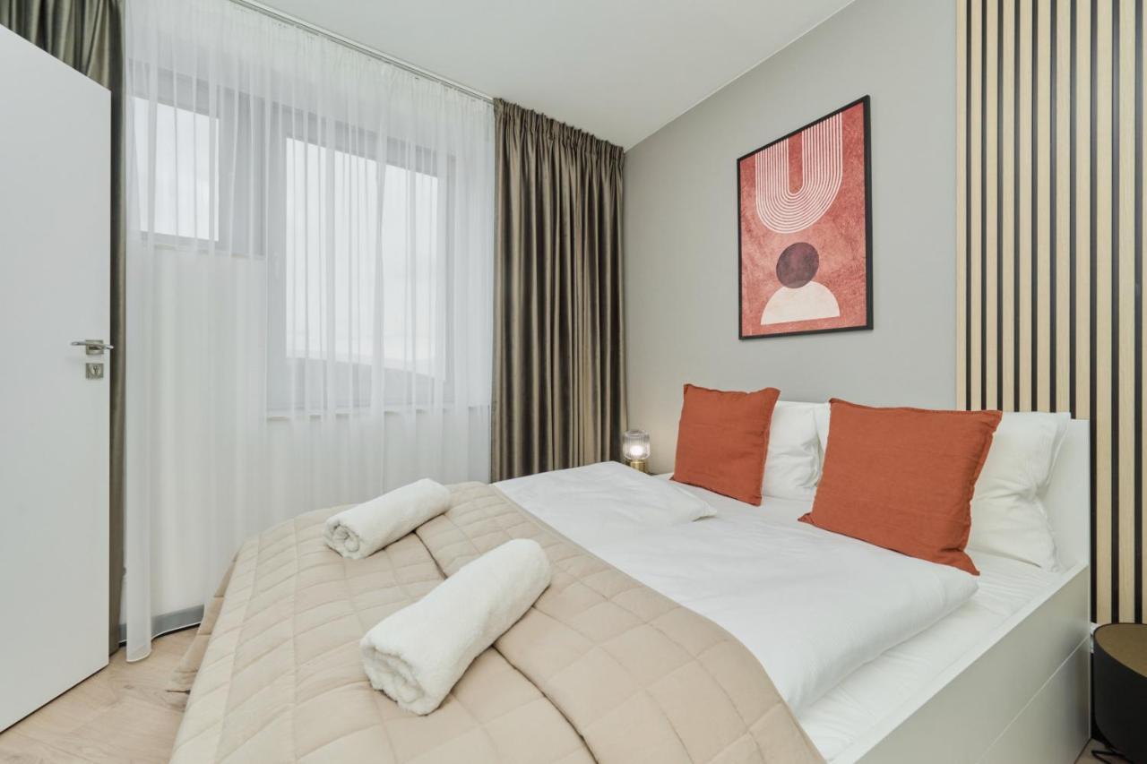Wroclavia Apartments Dyrekcyjna By Noclegi Renters Wrocław Kültér fotó