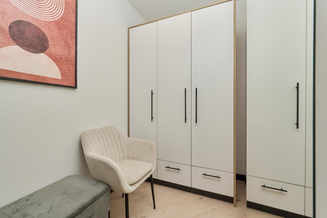 Wroclavia Apartments Dyrekcyjna By Noclegi Renters Wrocław Kültér fotó