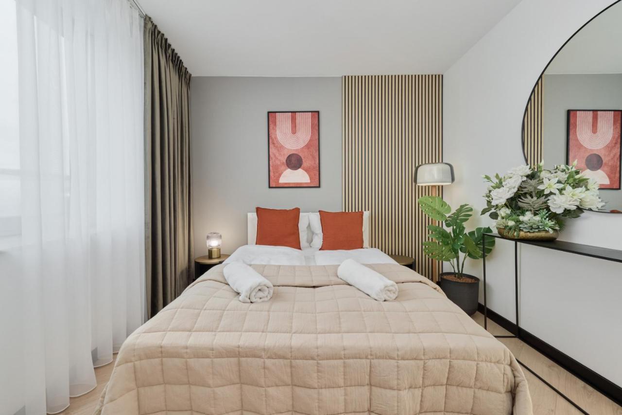 Wroclavia Apartments Dyrekcyjna By Noclegi Renters Wrocław Kültér fotó