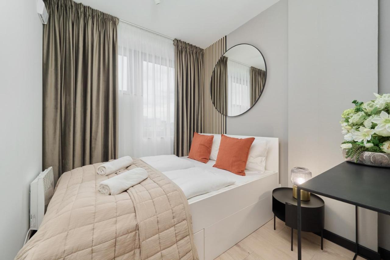 Wroclavia Apartments Dyrekcyjna By Noclegi Renters Wrocław Kültér fotó