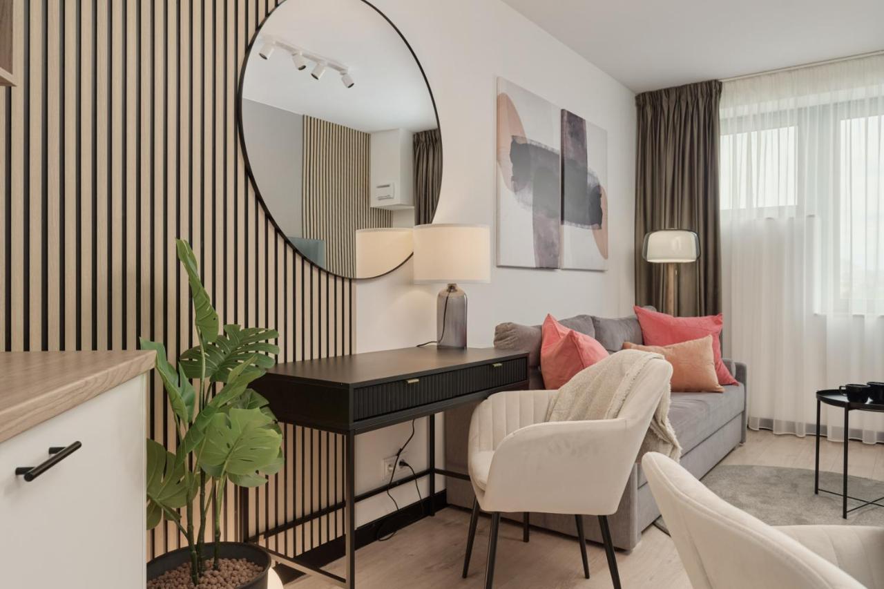Wroclavia Apartments Dyrekcyjna By Noclegi Renters Wrocław Kültér fotó